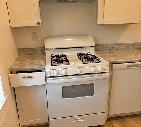 2nd image of 80-82 Milton Ave #1