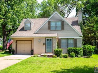 3310 SW 20th St, Topeka, KS 66604