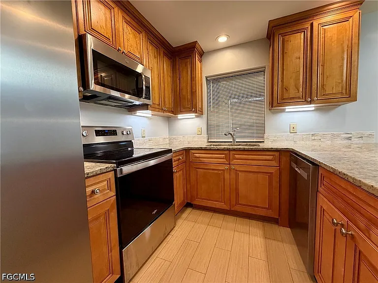 17020 Golfside Cir #104 — Photo 23