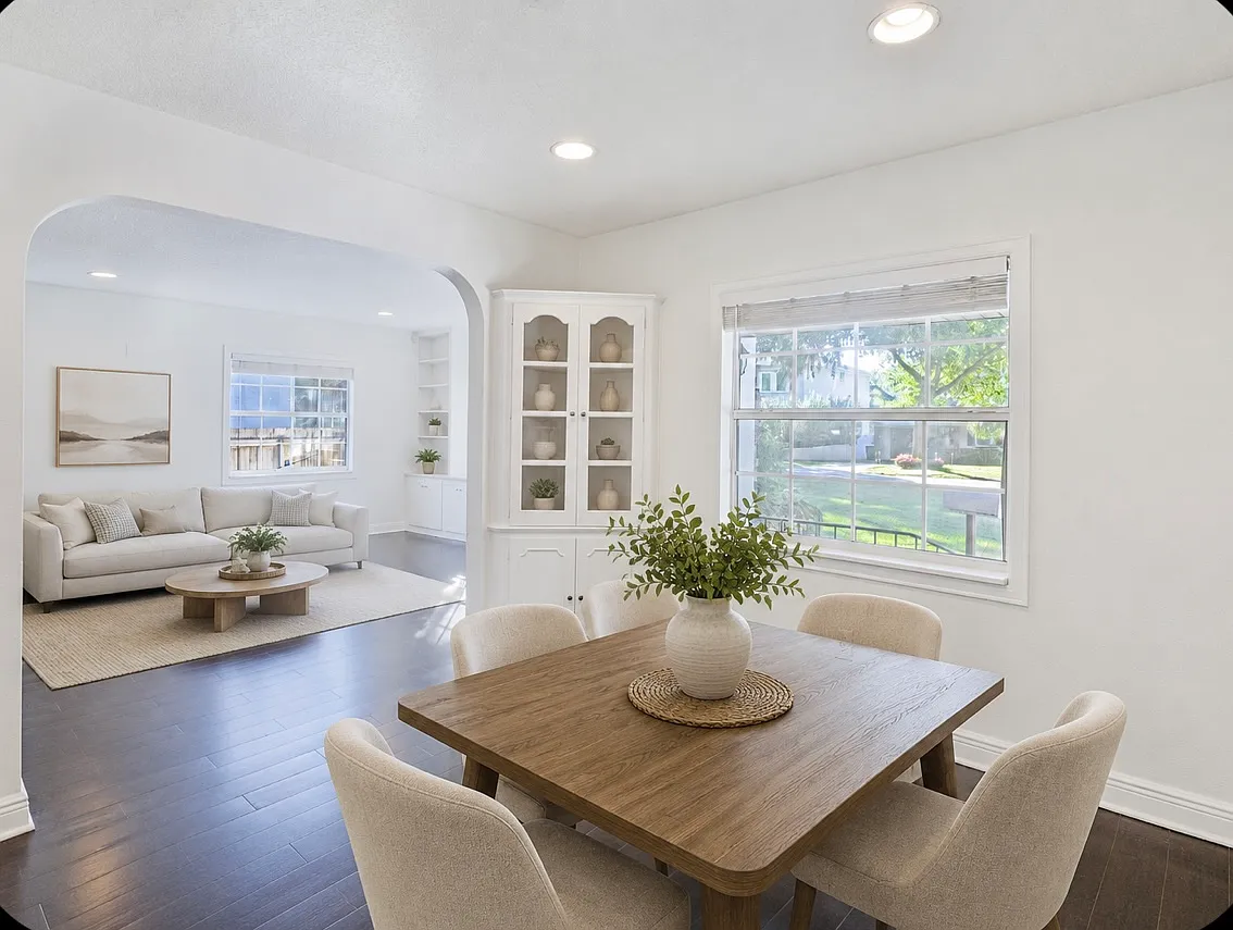 350 N Phelps Ave — Photo 4