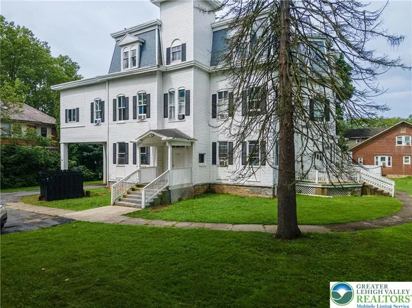 228 N 14th St, Easton, PA 18042