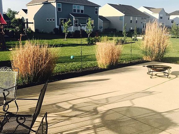 3rd image of 648 Gallop Ln