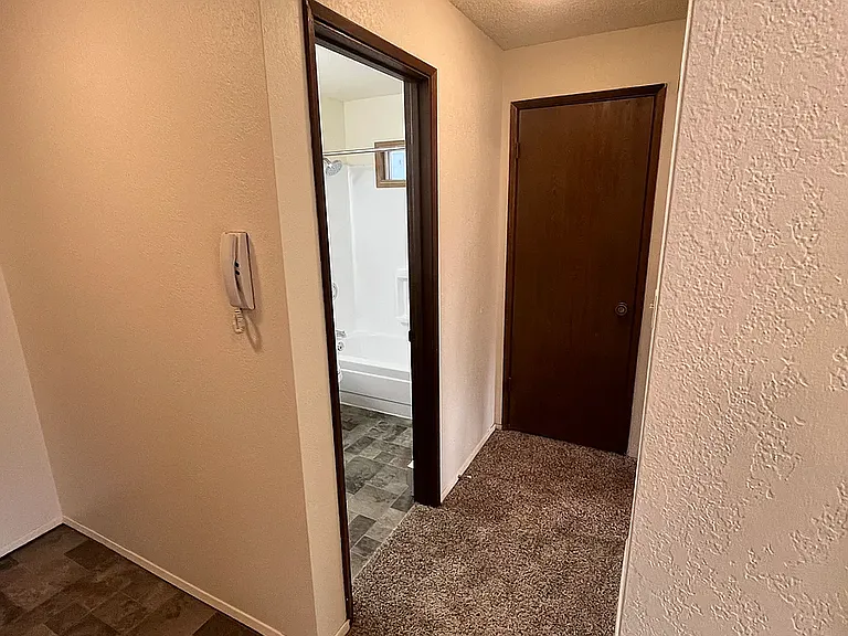 Nordlund Apartments — Photo 7