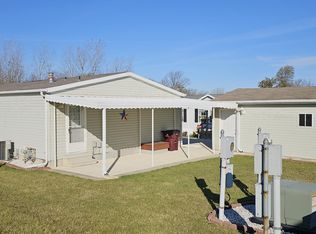 585 Waterview Cir, Lima, OH 45804