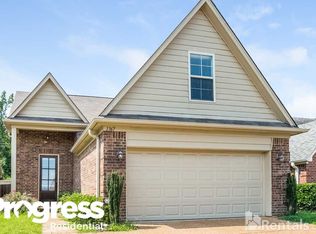 1367 Arbor Lake Dr S, Horn Lake, MS 38637