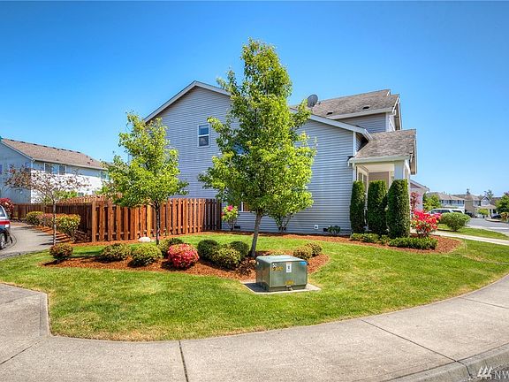 2nd image of 2427 84th Ave NE