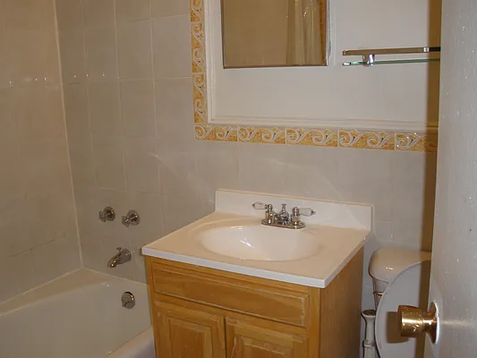 Rented by Elinor Taasa, LREB | media 22