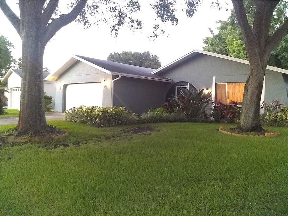 1st image of 10809 63rd Way