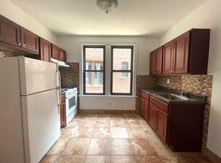 31-18 28th Ave #2FF, Astoria, NY 11102