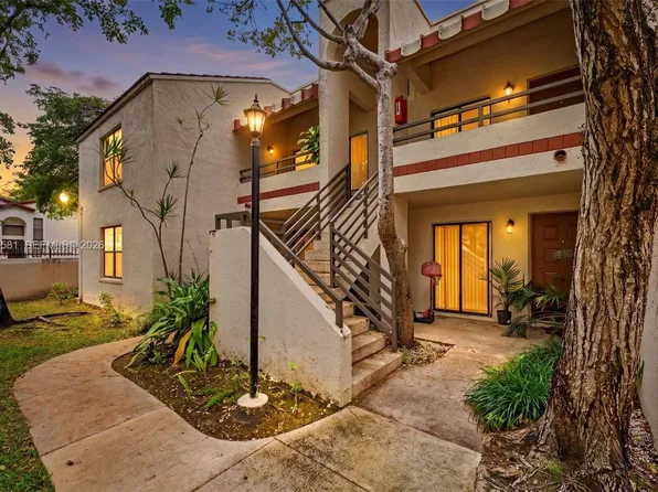 20015 NE 3rd Ct APT 6, Miami, FL 33179