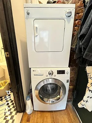 Rented by PocketBroker Inc | media 11