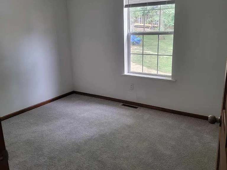 1535 Lane 221 Hamilton Lk — Photo 5
