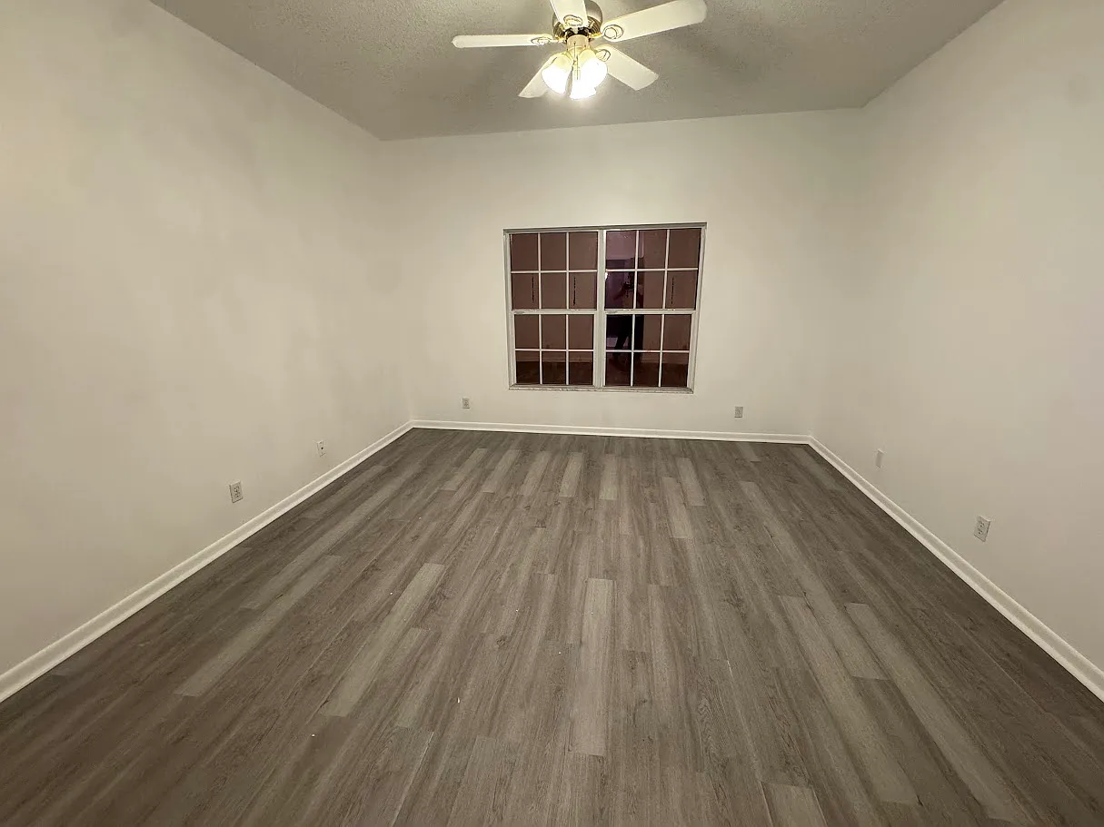 *55 Plus* 2 Bd/2bath — Photo 4
