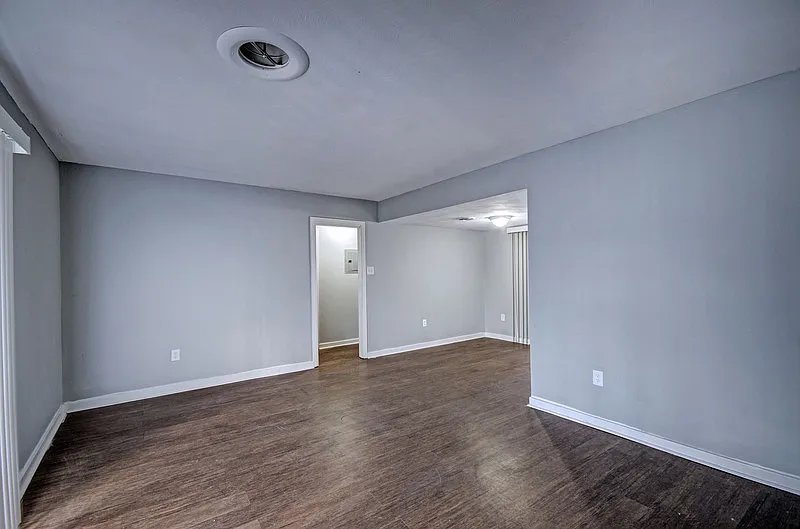 Building Photo - 225 W McDowell Rd #E2