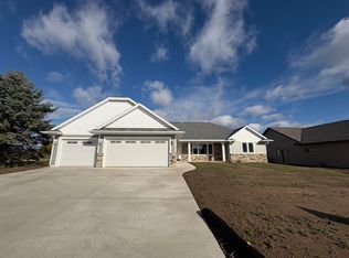 4092 Antwerp Ave, Green Bay, WI 54313