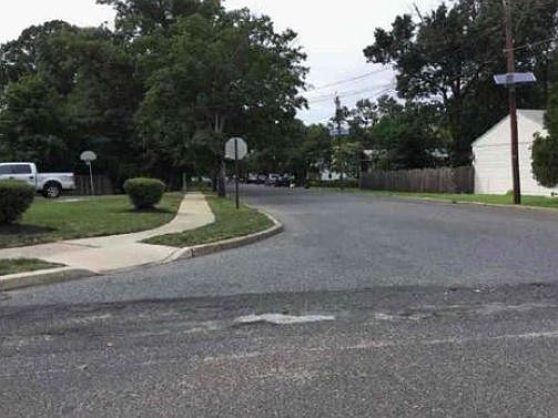 2nd image of 707 Cleveland Ave
