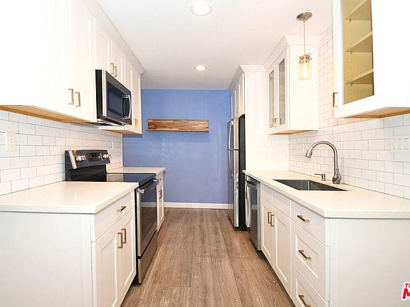 5th image of 6050 Canterbury Dr Unit F308