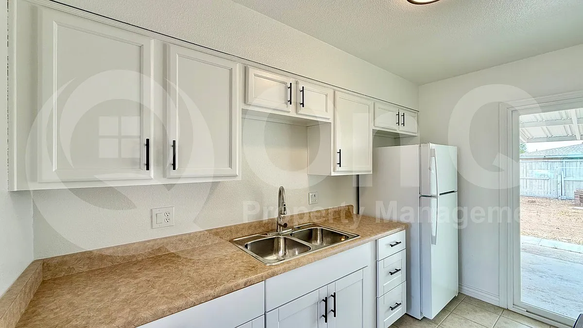 4 bed, 2.0 bath, 1263 sqft, $2,050 — Photo 4