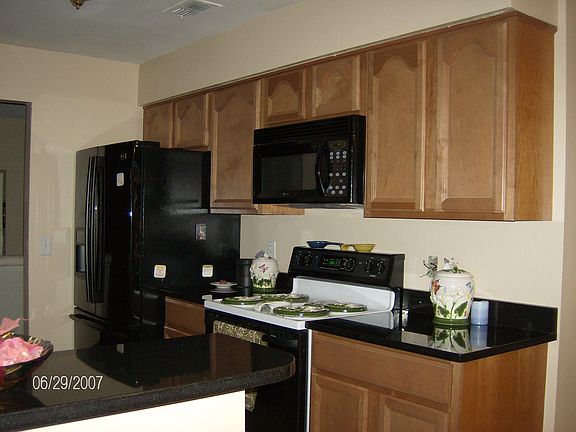 Kitchen Right