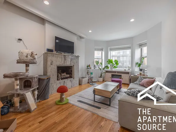 1806 W Grand Ave #3, Chicago, IL 60622