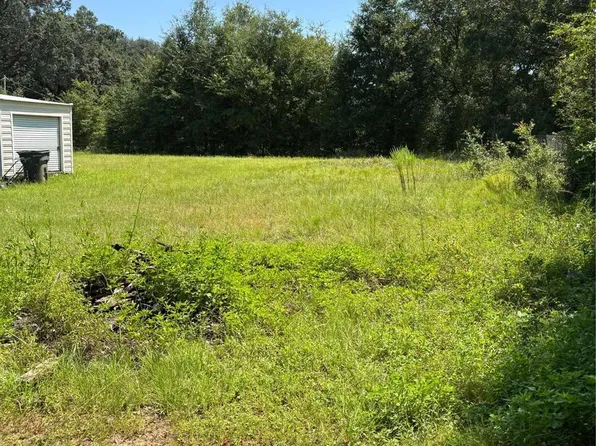 5689 Nicholas Ln, Pensacola, FL 32526