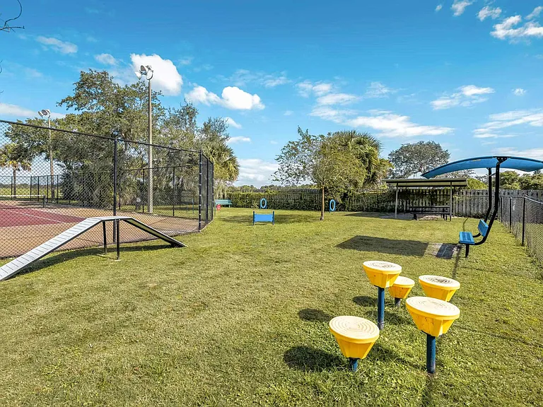 Alafaya Woods — Photo 27