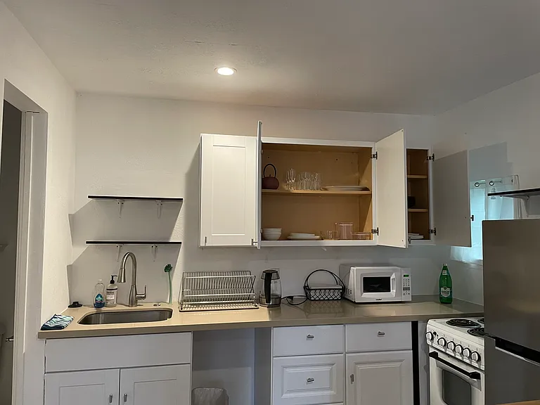 1025 2nd St — Photo 3