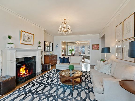 3rd image of 1120 N Lake Shore Dr #8A
