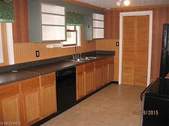 Lots of counterspace, cabinets, natural light AND a dishwasher!