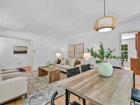 117 Summerlin Dr, Chapel Hill, NC 27514