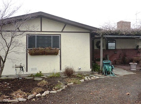 3rd image of 84763 Eastside Rd