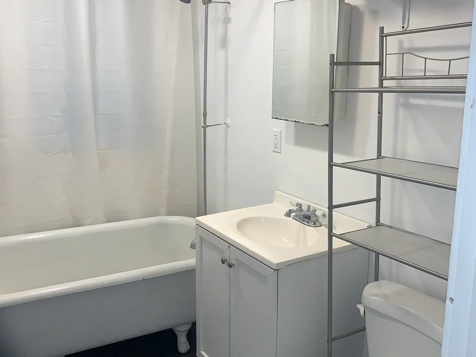 1 bed, 800 sqft, $1,400 — Photo 4