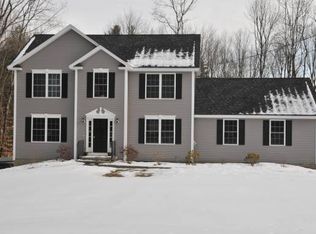12 Tinker Rd, Bedford, NH 03110