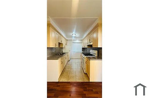 1416 N Martel Ave #3 Photo 1 1416 N Martel Ave #3 Photo 1