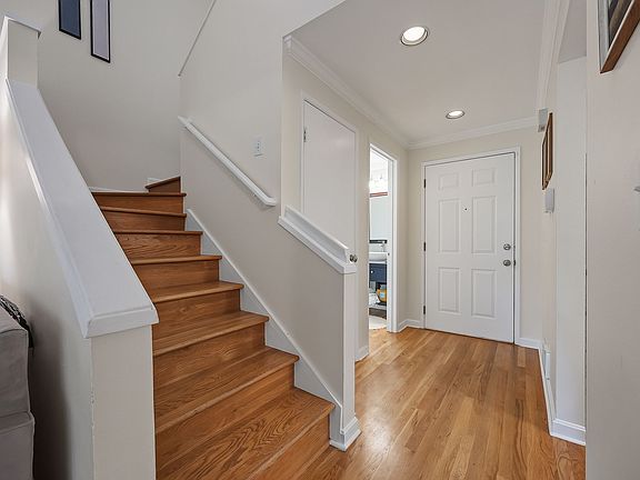 5th image of 10123 NE 135th Ln #2