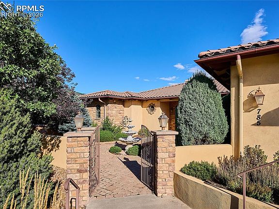 5th image of 785 Forest View Way