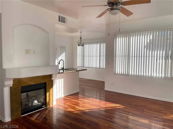 9050 W Warm Springs Rd Unit 2046, Spring Valley, NV 89148