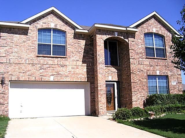 1st image of 100 Buckskin Dr