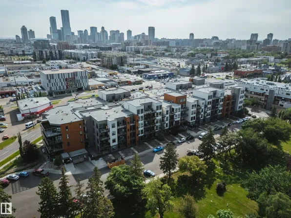 10531 117th St NW #228, Edmonton, AB T5H 0A8