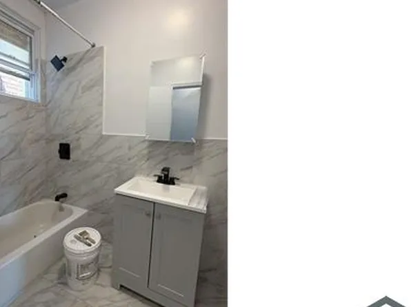 2582 Briggs Ave, Bronx, NY 10458