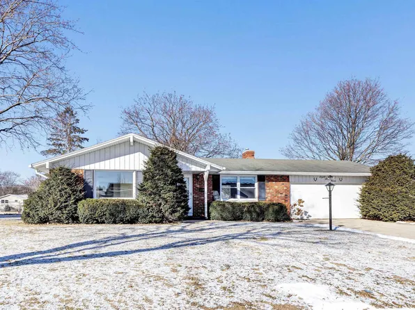 849 Smits St, De Pere, WI 54115
