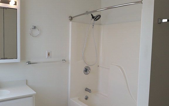 3rd image of 3360 Mattaponi Ave