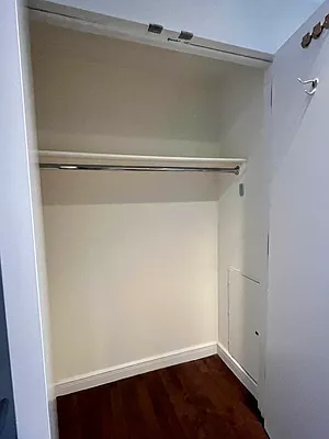 Rented by RELO REDAC INC. | media 10
