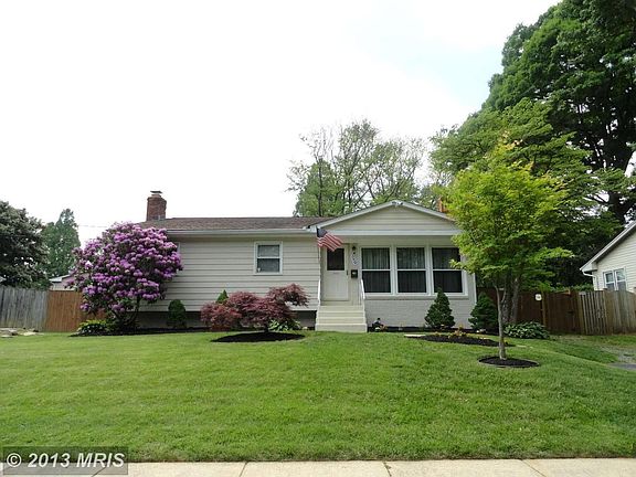 3rd image of 13920 Bauer Dr
