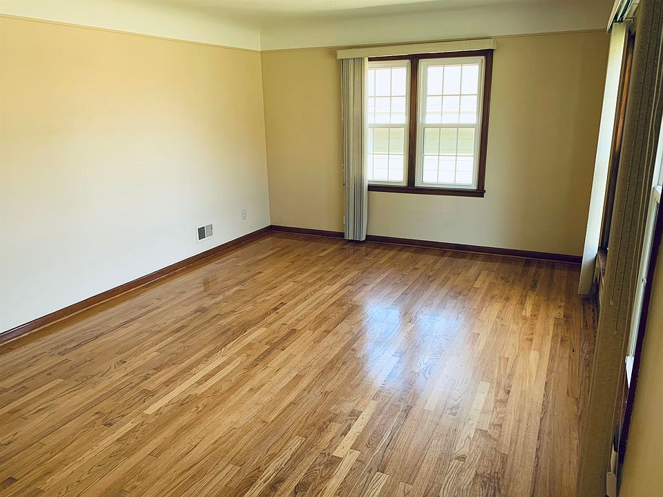4521 A St, Omaha, NE 68106 | MLS #22521107 | Zillow
