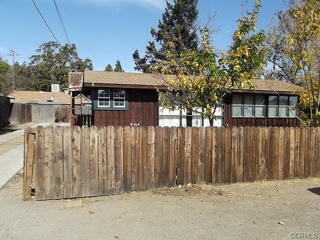 1st image of 14290 Walnut Ave
