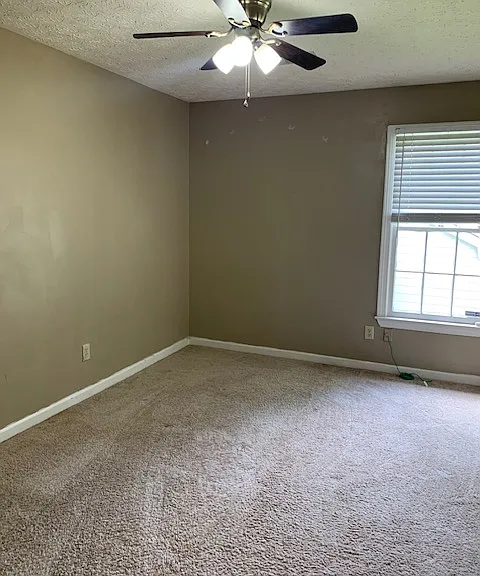 700 Hunters Creek Ln — Photo 11