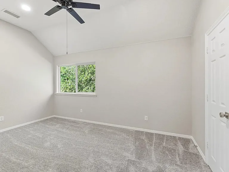 7000 Winthorp Dr — Photo 14