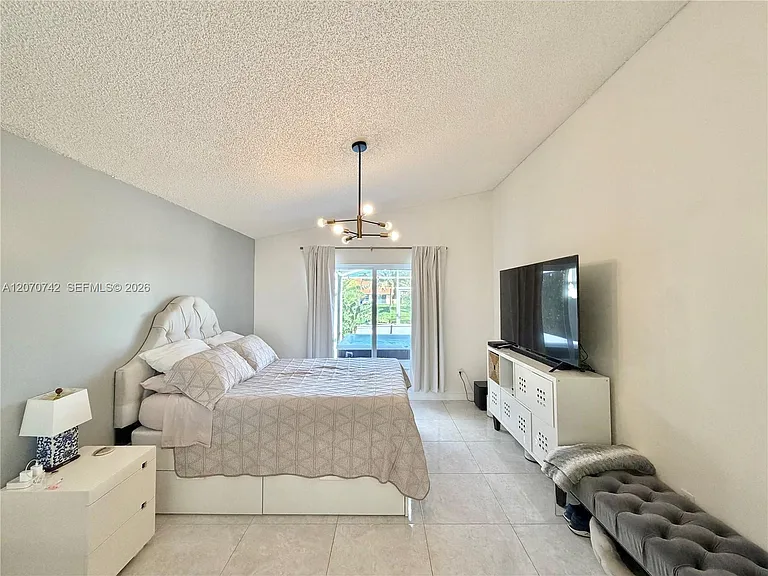 415 NW 165th Ave — Photo 23