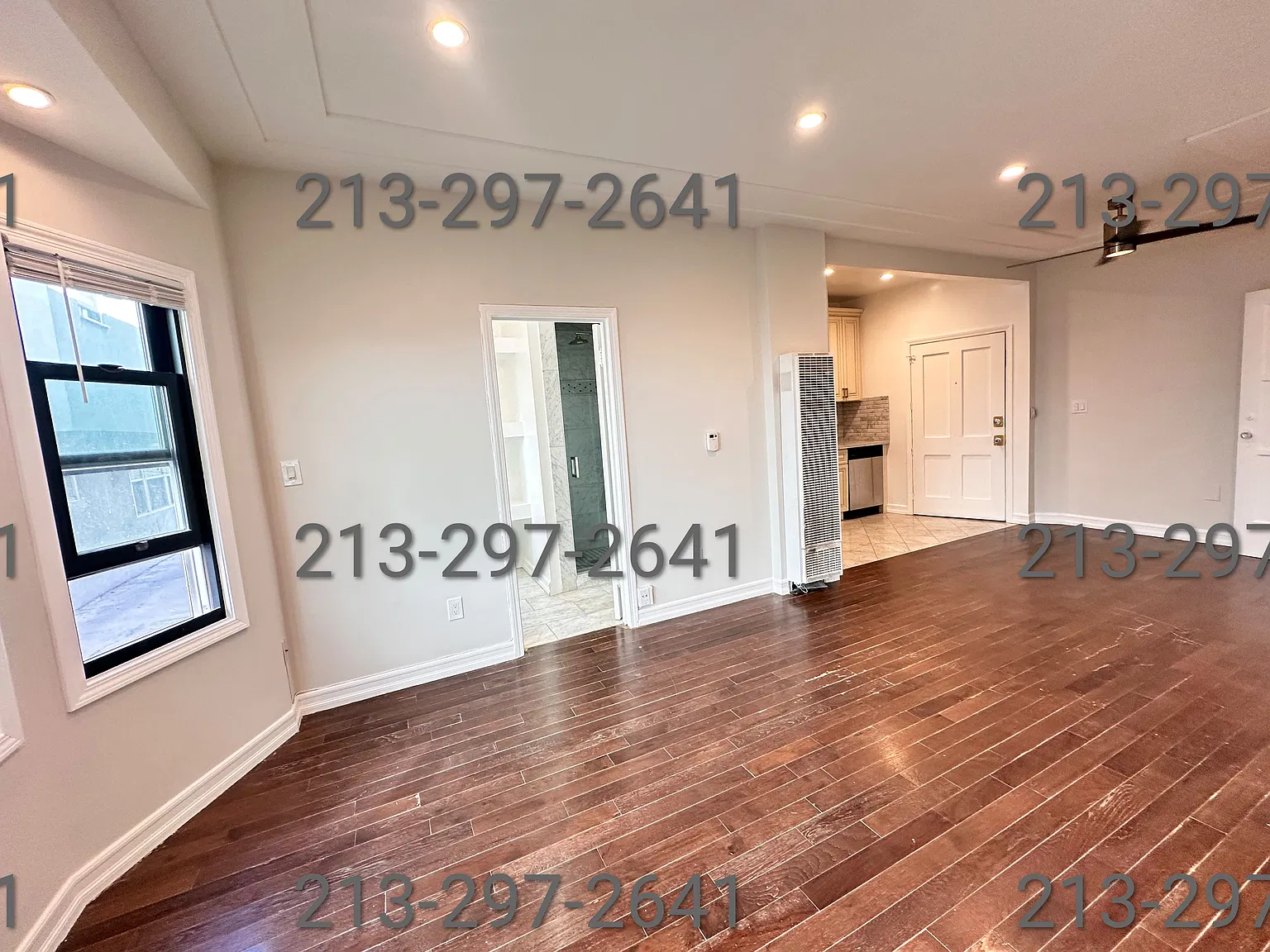 854 S Serrano Ave — Photo 2